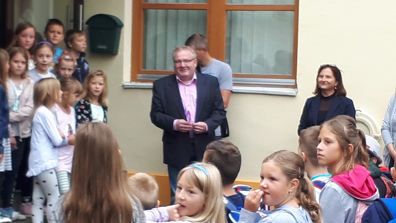 Prvašići Osnovne škole Prelog i Draškovec dočekani prigodnim programom