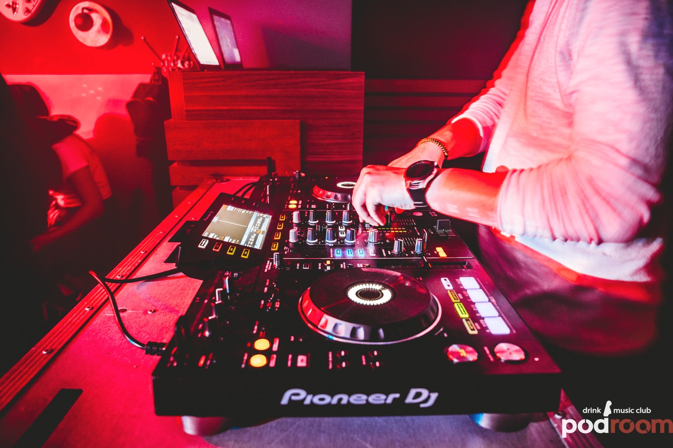 Hard Bass Adidas party u Podroomu