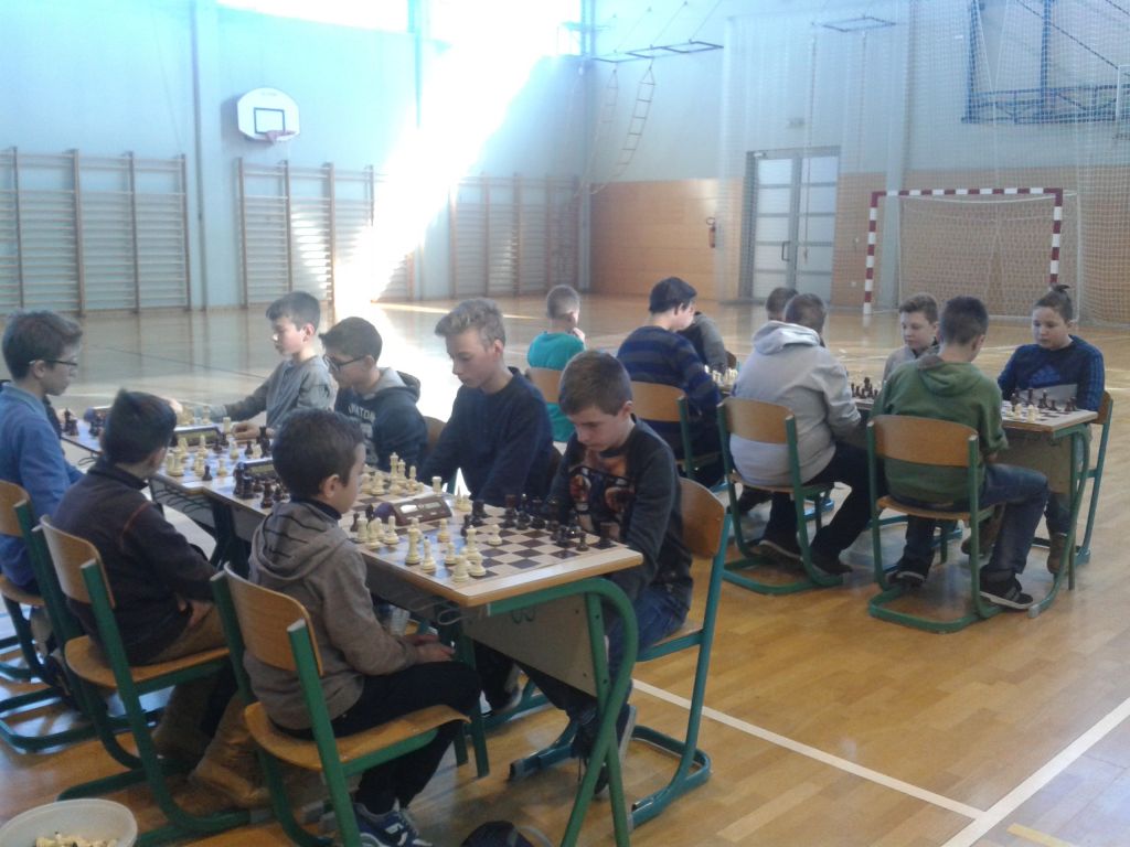 20161212105752278266