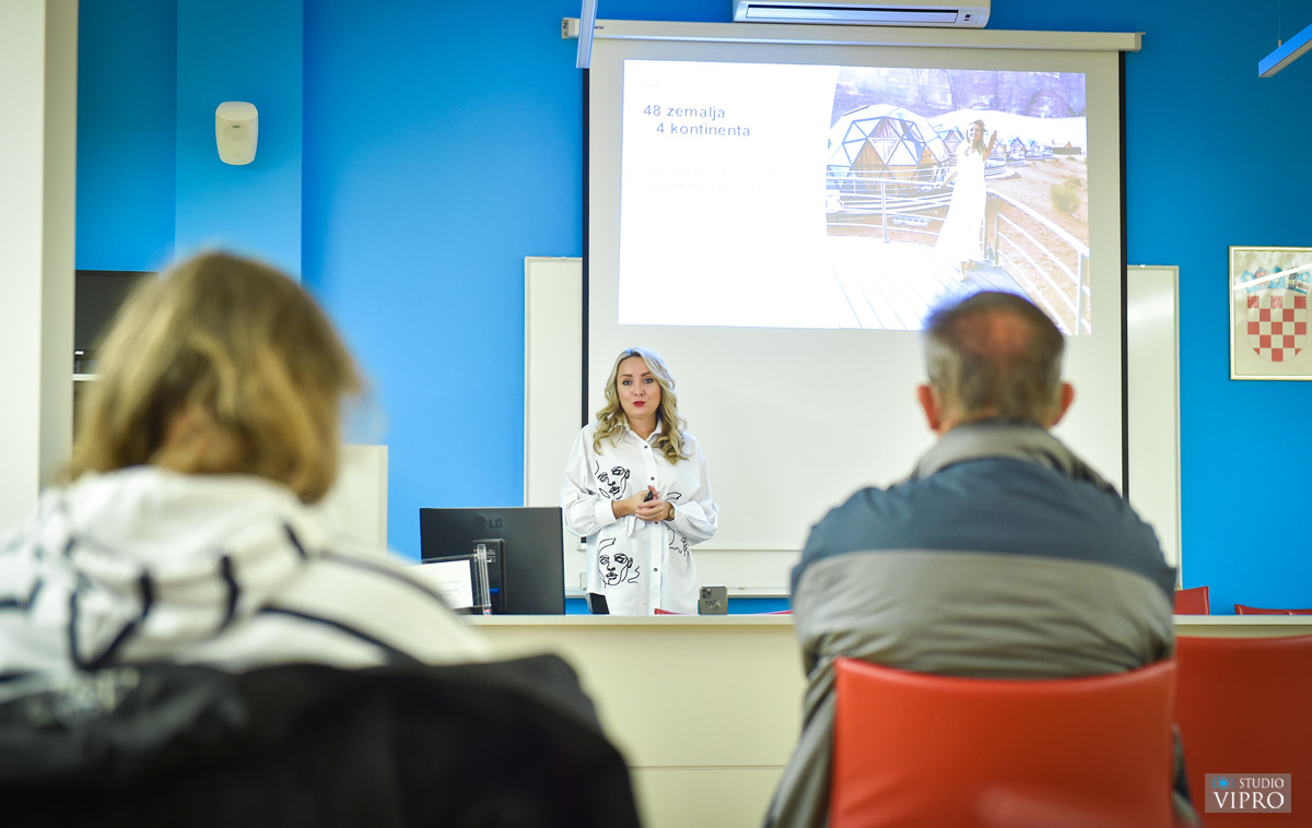 Martina Jakšić Rodiger u Prelogu govorila o putovanju u Zanzibar