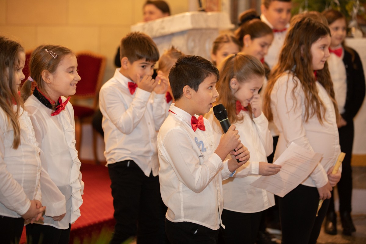 FOTO Božićni koncert u crkvi sv. Marije Magdalene u Štrigovi