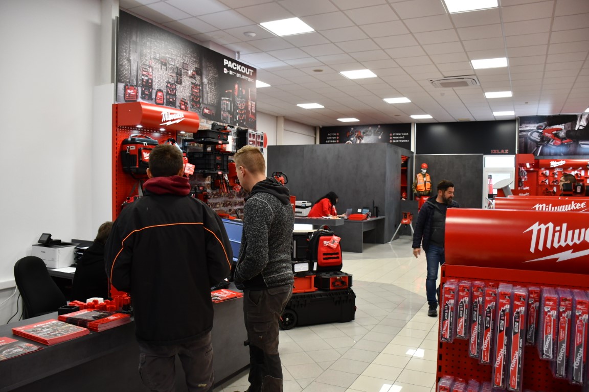 Image 5904933 (auto)