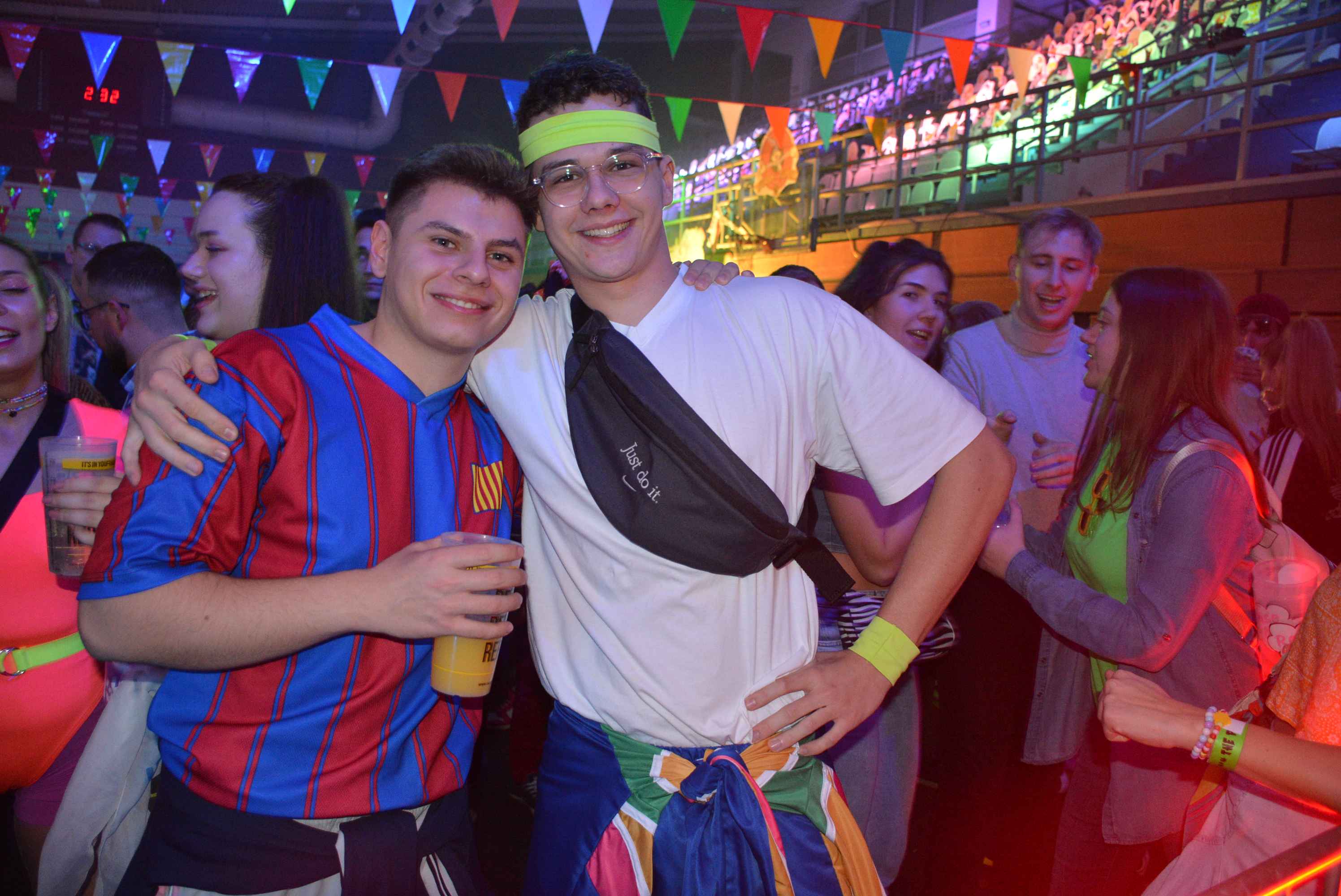 FOTO/VIDEO Čaroban završetak jubilarnog 10. ‘Blast from the past’ šarenila u Čakovcu