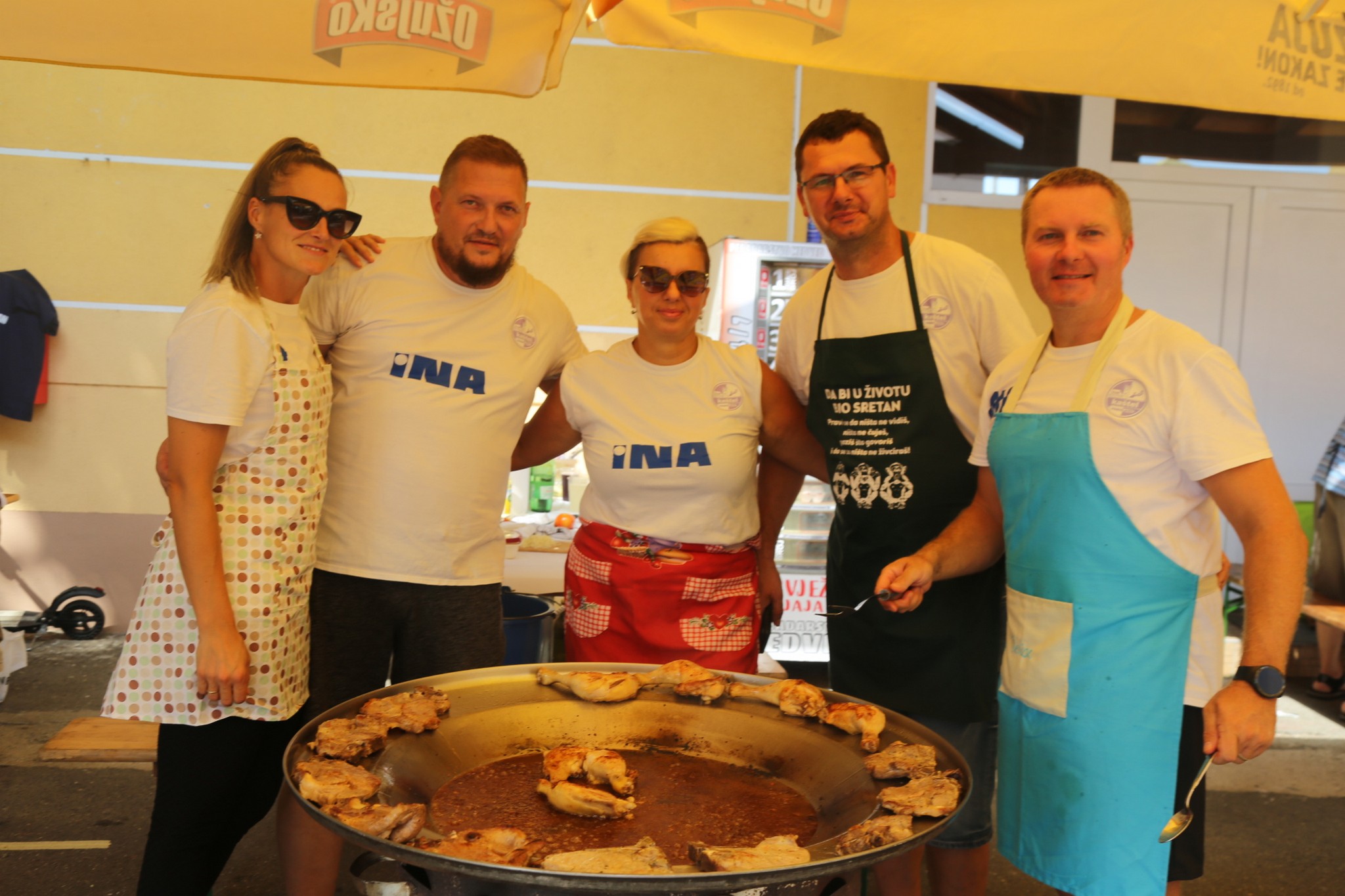 Miris ‘grofovske kotlovine’ u subotu se širio Pribislavcem