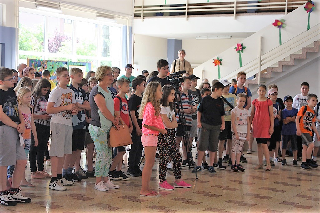 Počele ljetne radionice iz tehničke kulture, u Društvenom domu Mačkovec održava se kamp iz engleskog jezika