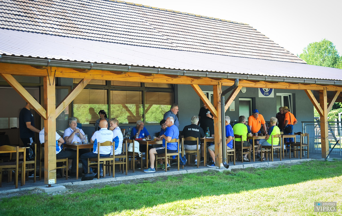 Četrnaest ekipa na Međunarodnom boćarskom turniru u Otoku