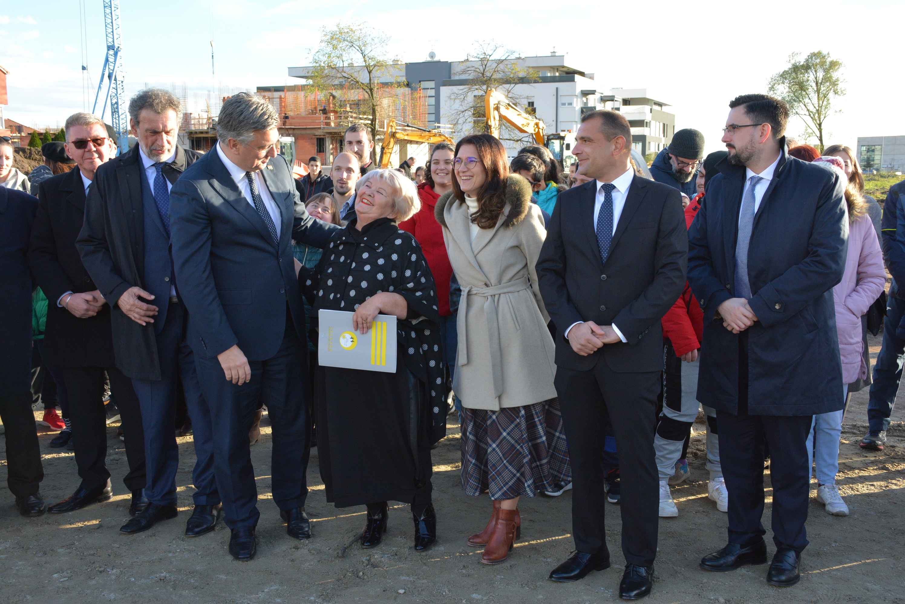 FOTO/VIDEO Važan dan za Međimurje: Postavljen kamen temeljac za novi Regionalni edukacijsko-rehabilitacijski centar u Čakovcu