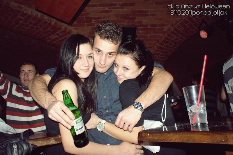 slika0112 Antrum (Pet, sub i pon, 28., 29. i 31.)