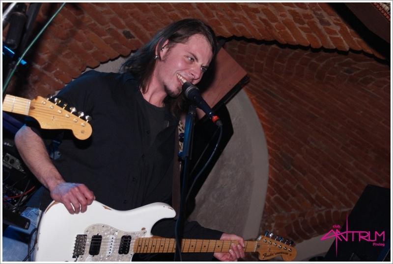 slika0034 Antrum (Petak, 15.2.2013 – Zodiac band) slika0034 Antrum (Petak, 15.2.2013 – Zodiac band)