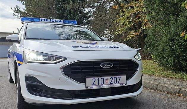 dnevna svjetla, policija