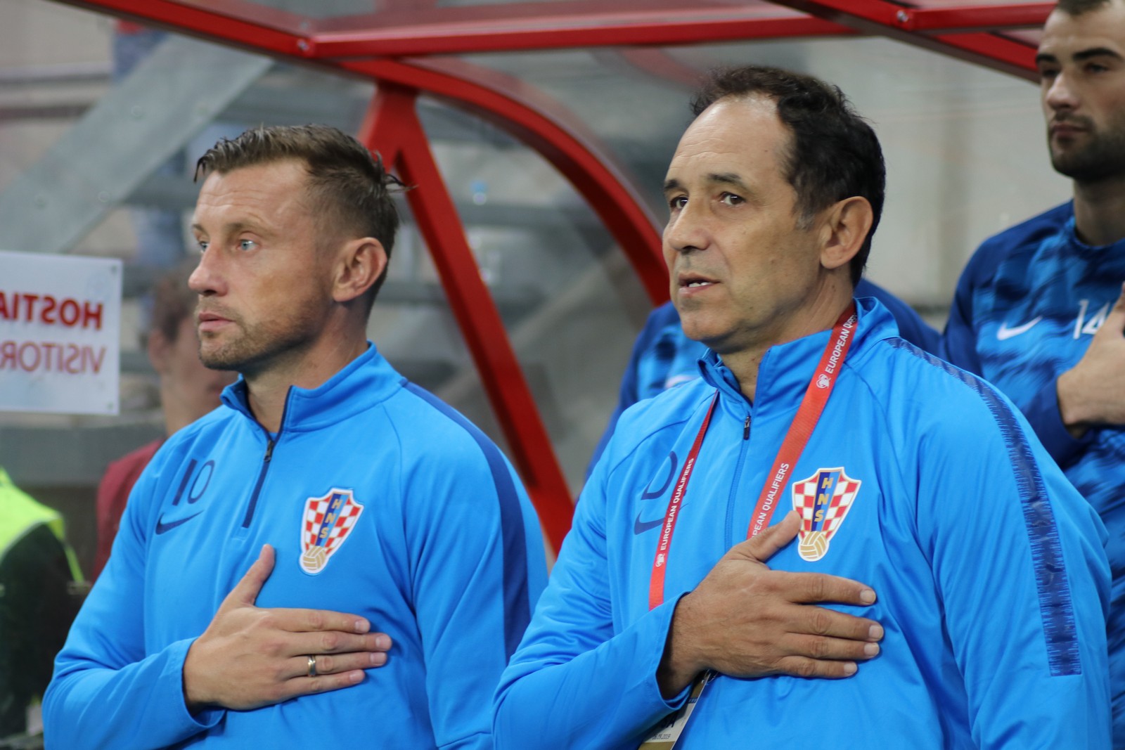 Image 3833541 (auto) Image 3833541 (auto)