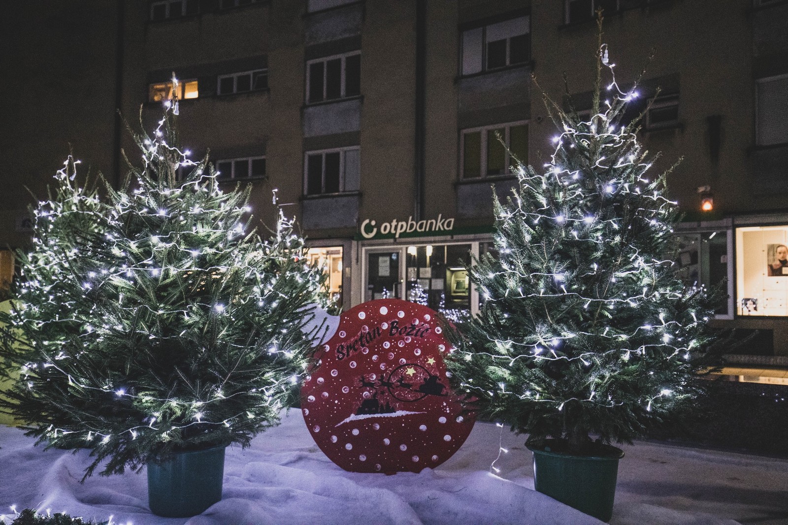 OVO JE PREKRASNO Božićno uređenje u centru Čakovca će vas oduševiti