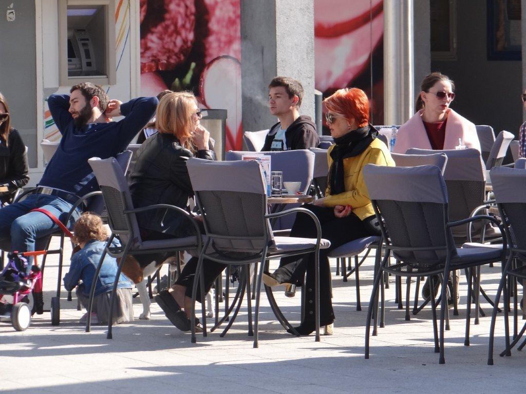 Predblagdansko raspoloženje: Čakovec okupirale sve generacije