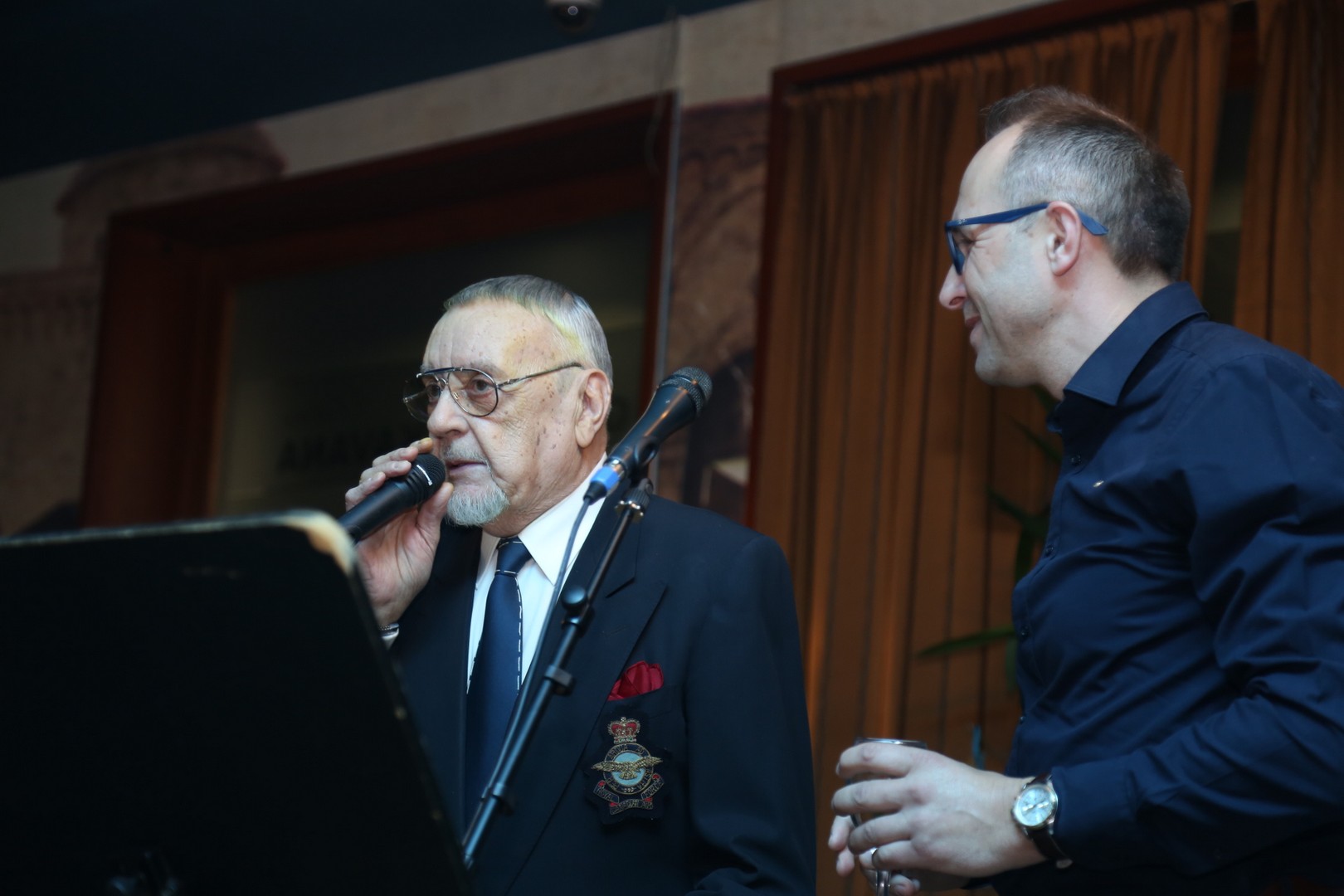 Legendarni Stjepan Jimmy Stanić u Gradskoj kavani Čakovec povodom Dana žena