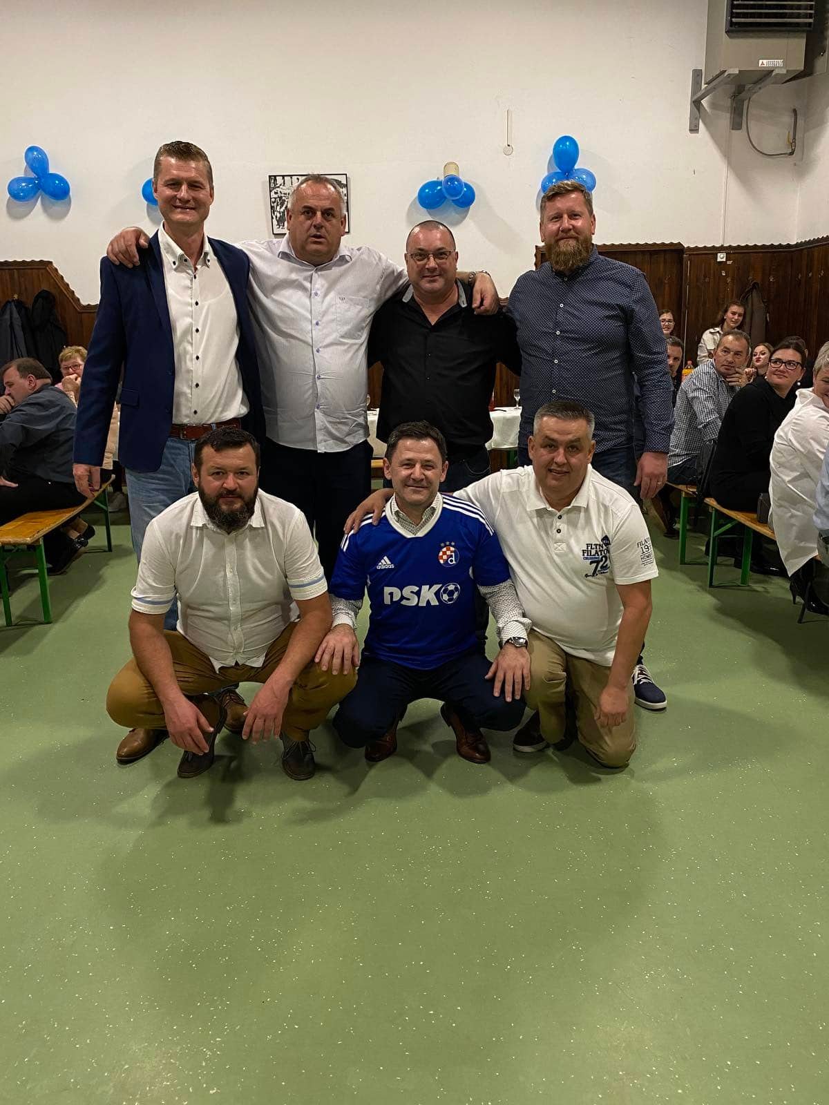 SVE JE BILO U ZNAKU DINAMA Anđelko Bukal iz Gornjeg Hrašćana proslavio pedeseti rođendan!