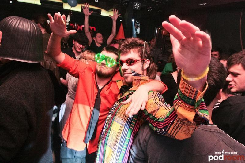 slika0010Podroom (Subota, 9.2. – Carninival House Party – DJ Mario Amarillo)