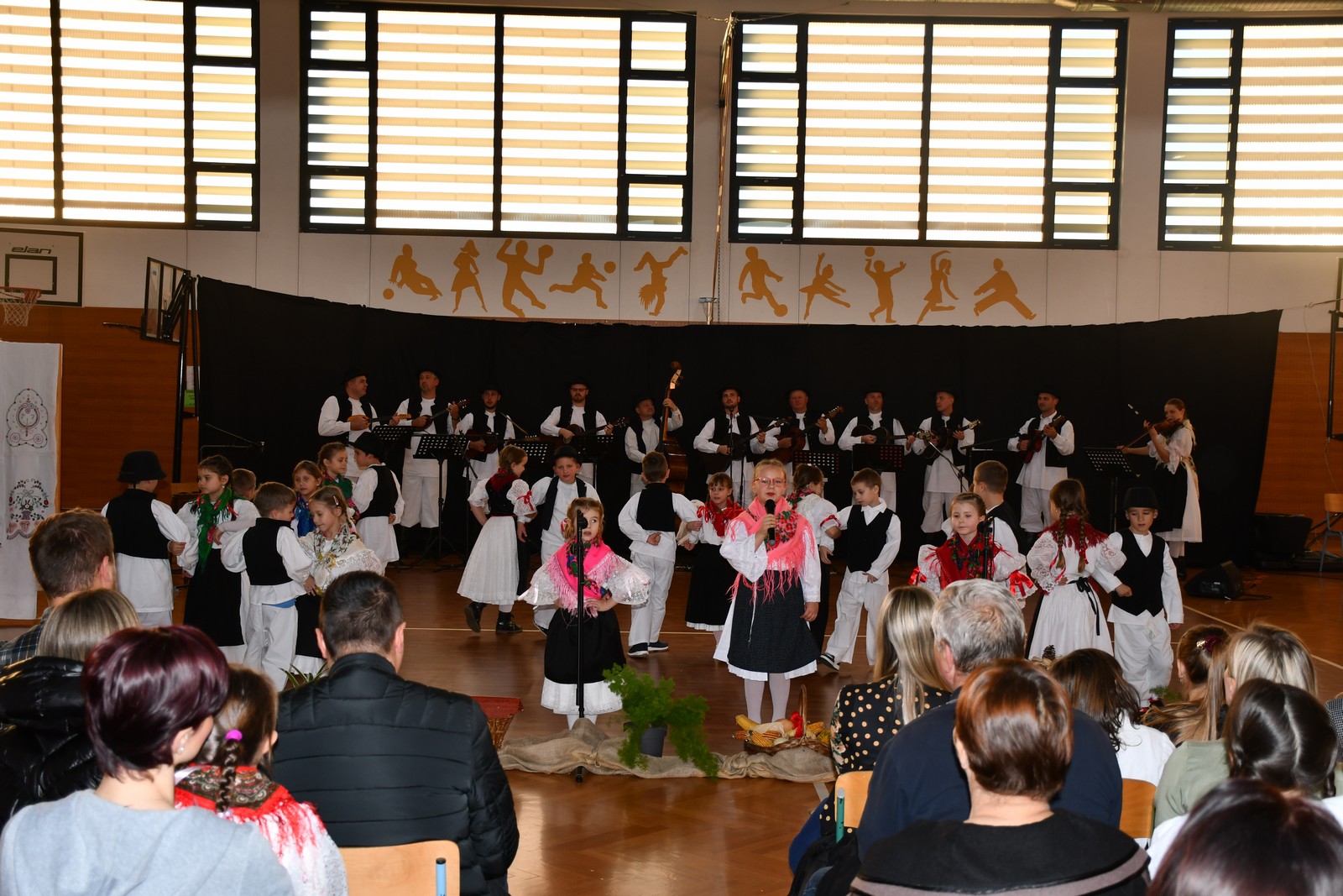 ČUVARI TRADICIJE Godišnja priredba KUD-a Belica