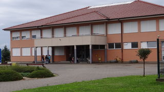 OŠ Orehovica zgrada OŠ Orehovica zgrada