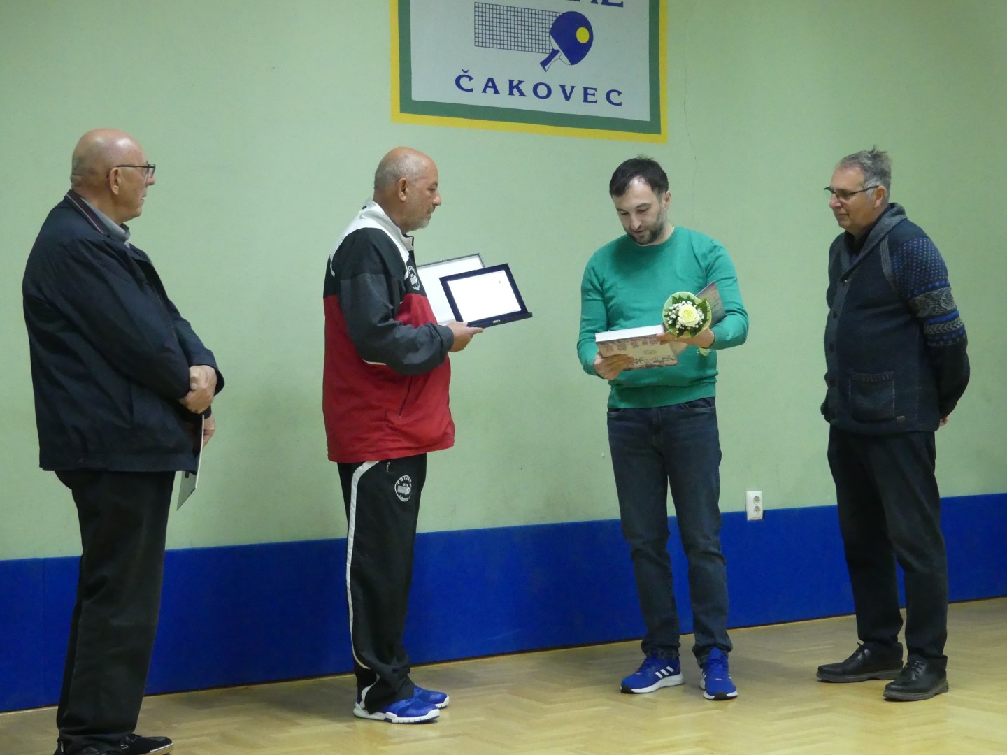 LEGENDA STOLNOG TENISA Rino Megla se nakon 55 godina oprostio od aktivnog igranja stolnog tenisa LEGENDA STOLNOG TENISA Rino Megla se nakon 55 godina oprostio od aktivnog igranja stolnog tenisa