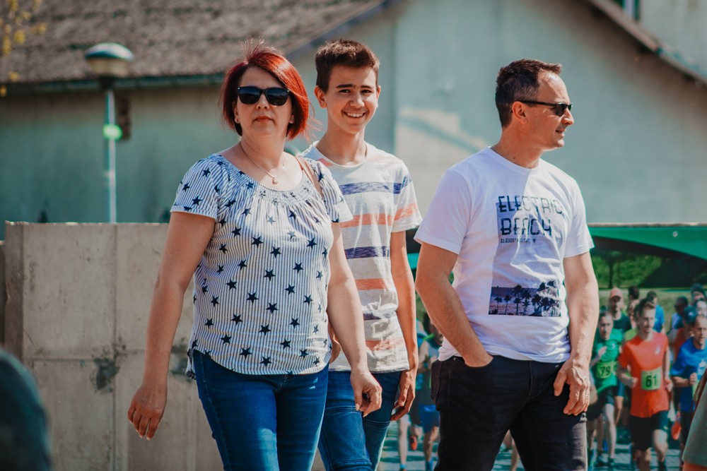 KLIKOM PO MURI Proljetna nedjelja izmamila građane u Murskom Središću na friški zrak