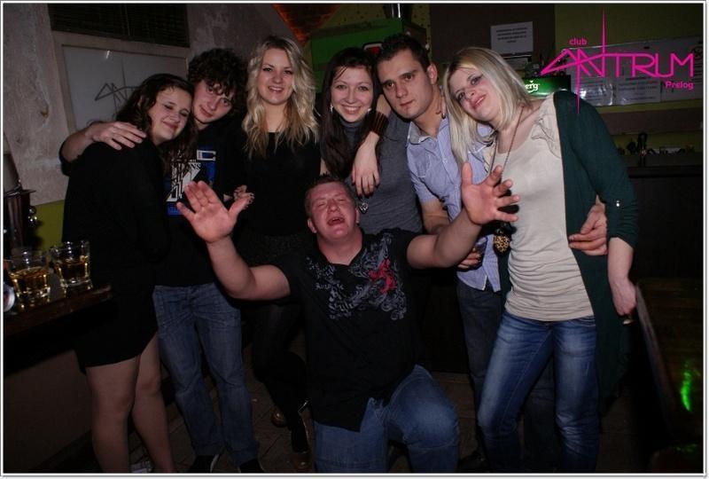 slika0037 Antrum (Petak i subota, 1. i 2.2.2013) slika0037 Antrum (Petak i subota, 1. i 2.2.2013)
