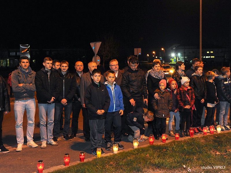 321213582dsc3307106163