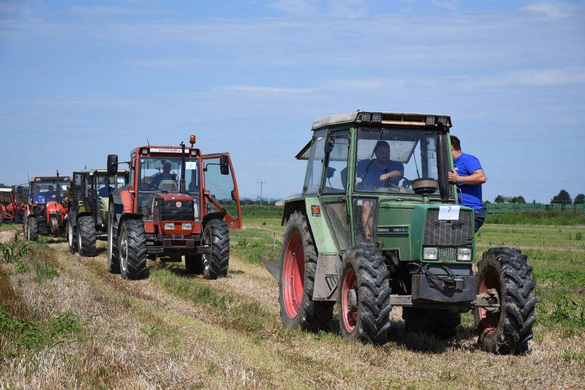 NATJECANJE ORAČA Započelo Županijsko natjecanje u oranju