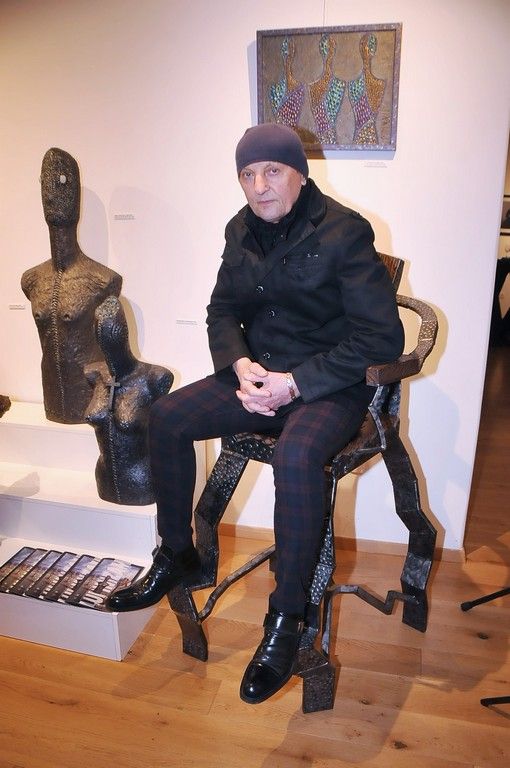 Izložba slika, skulptura i fotografija Stephana Lupina