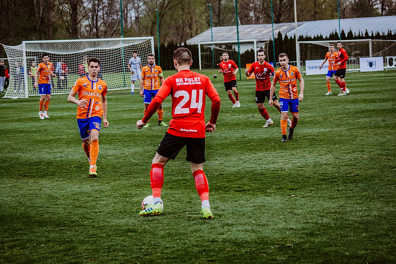 Tisuću ljudi pratilo veliki derbi između Poleta i Varteksa