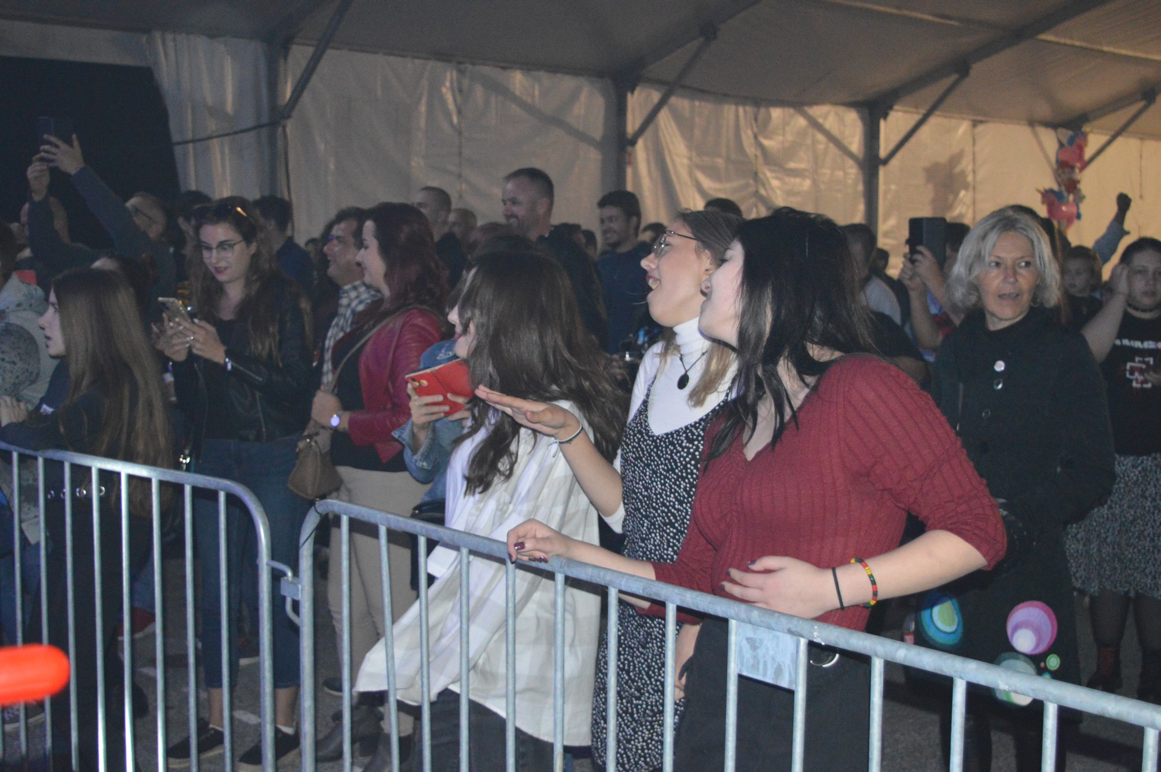 Psihomodo pop i Davor Gobac sjajnim koncertom u Kotoribi zabavili brojnu publiku