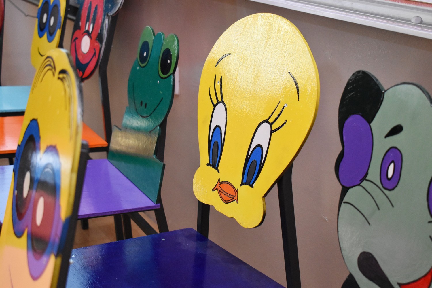 Učenici OŠ Kuršanec pružili novi izgled starim školskim stolicama