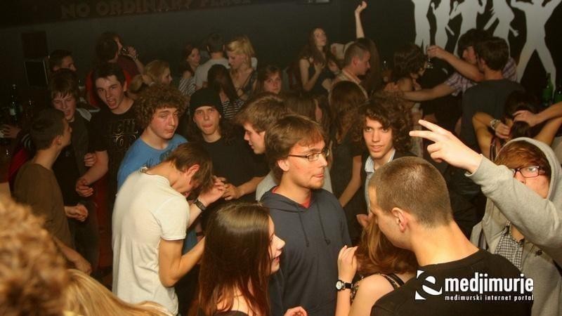 slika0001 Arcus (Subota, 28.4.2012) slika0001 Arcus (Subota, 28.4.2012)