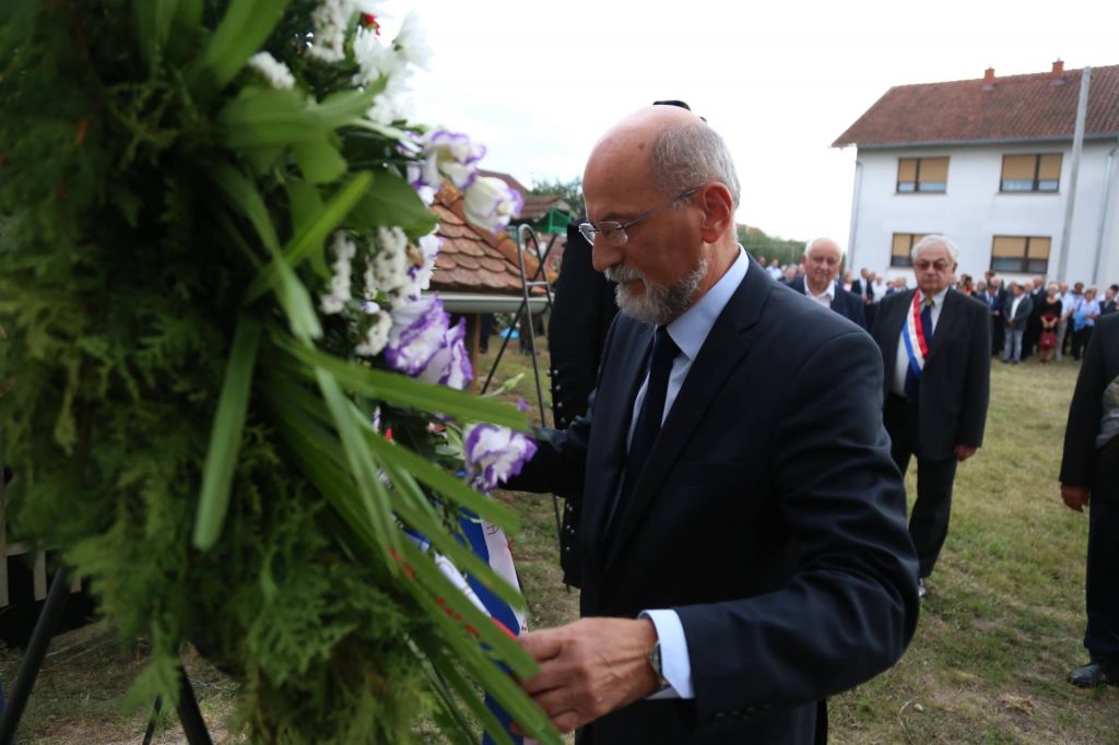 2139275210212942451092976194747