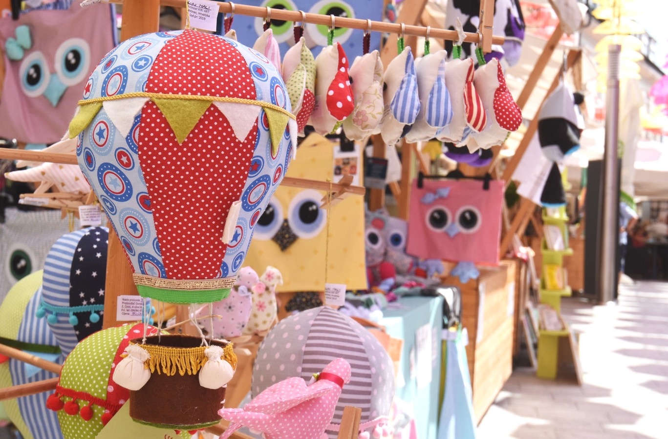 Štandovi kojim najmlađim posjetiteljima Porcijunkulova stavljaju smiješak na lice! Štandovi kojim najmlađim posjetiteljima Porcijunkulova stavljaju smiješak na lice!