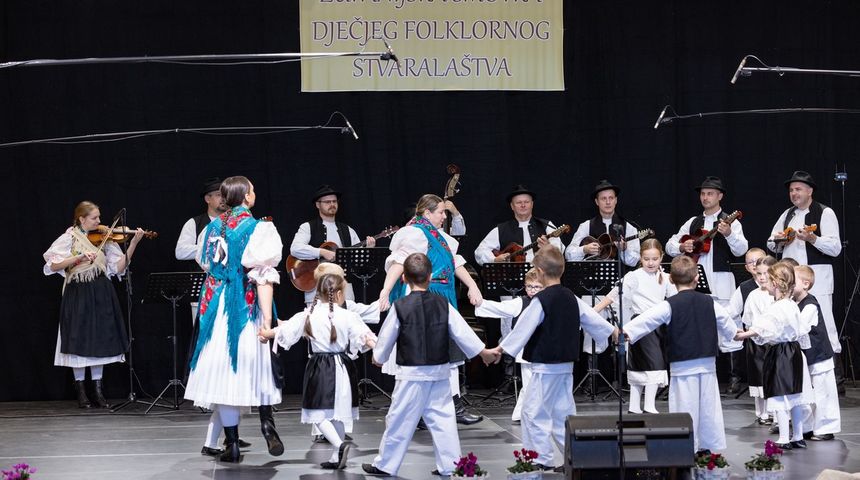 21. smotra dječjeg folklora Mala Subotica