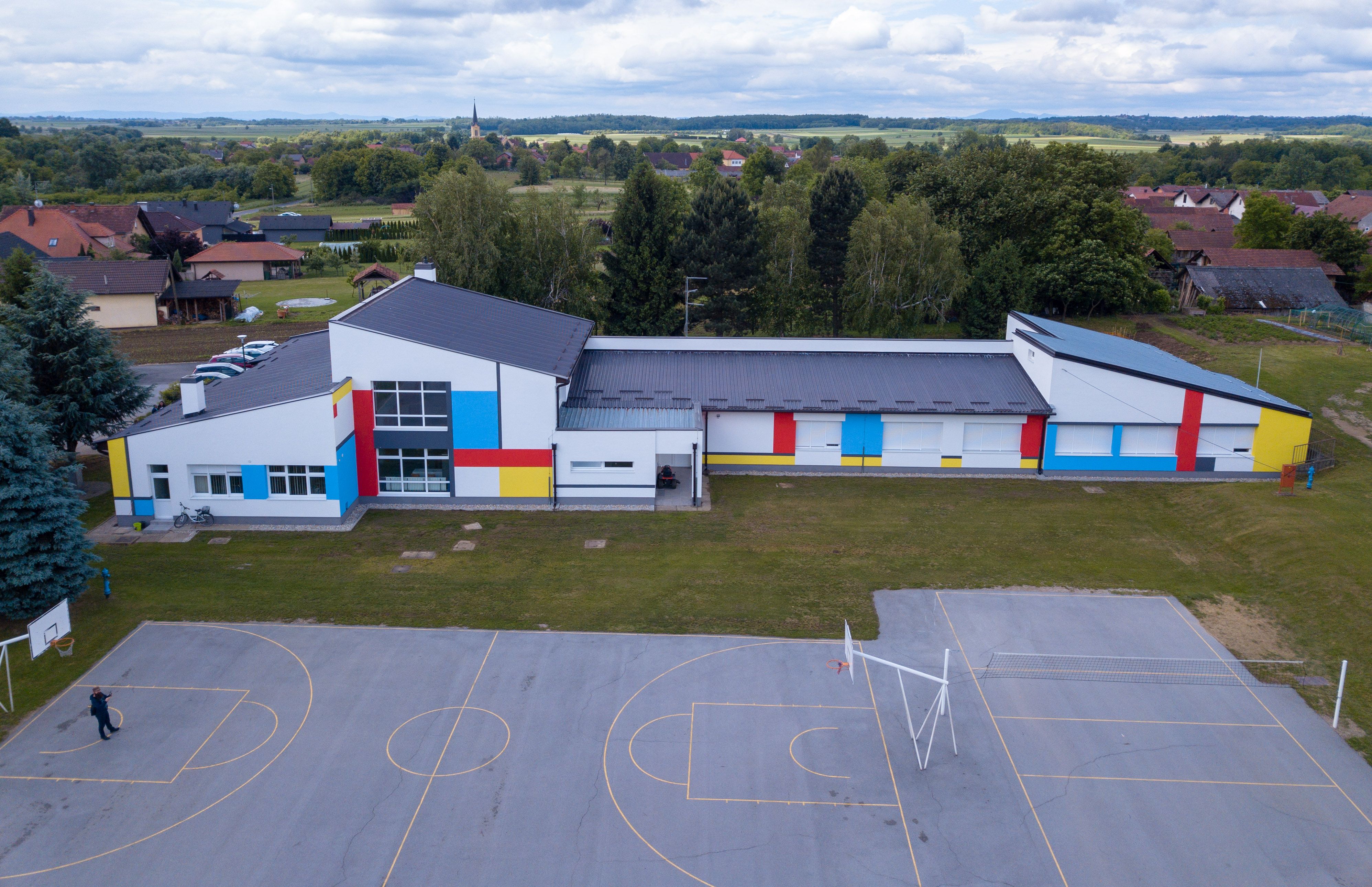 Završen još jedan kapitalni projekt u obrazovanju: Obnovljena OŠ dr. Vinka Žganca u Vratišincu