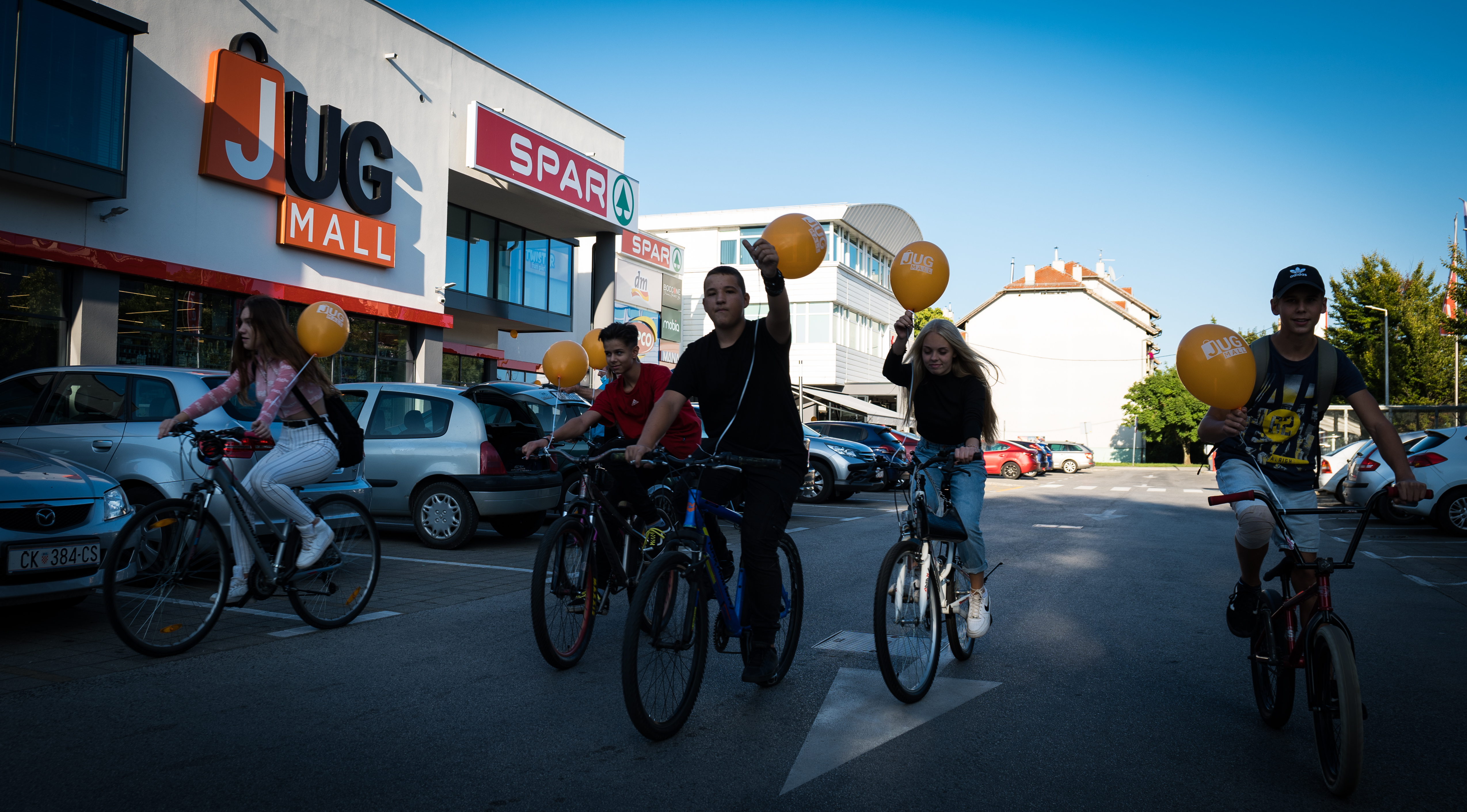 Image 5056142 (auto)