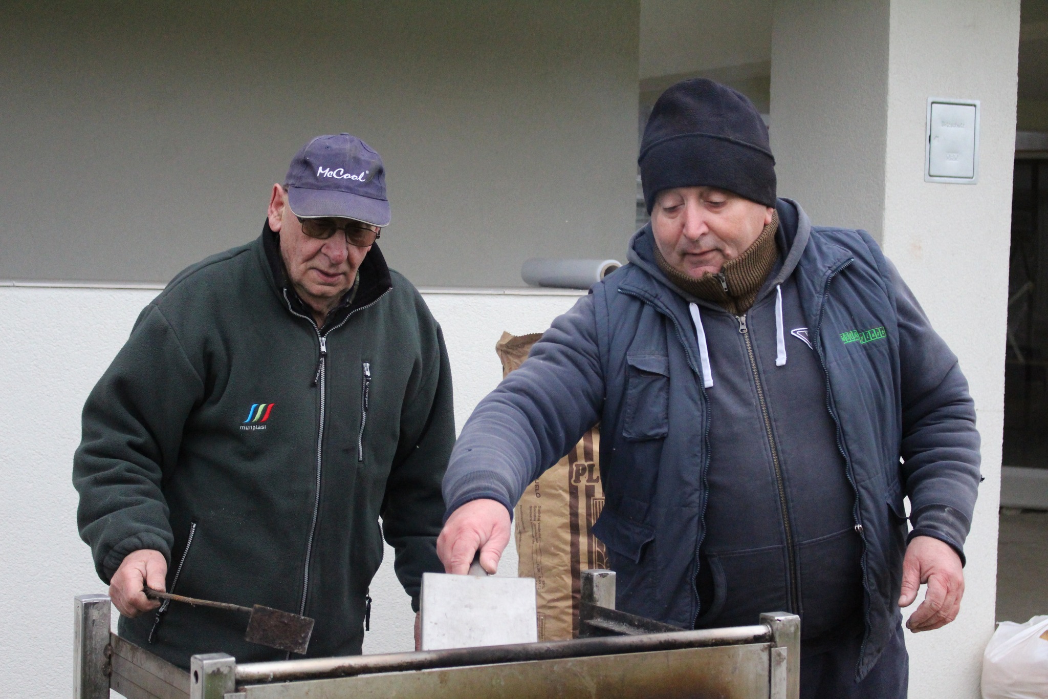 Tradicija u kotoripskom Graničaru: Okupljanje članova uz kolinjske delicije