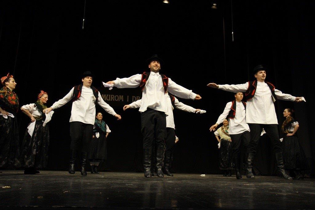 smotrafolklora18320599