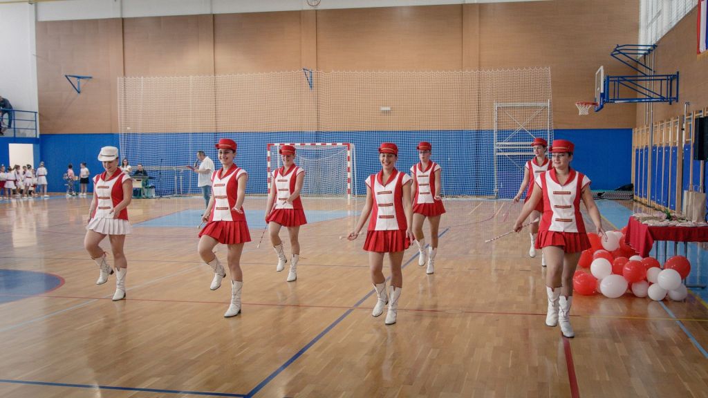 3312743757821904920555158168415