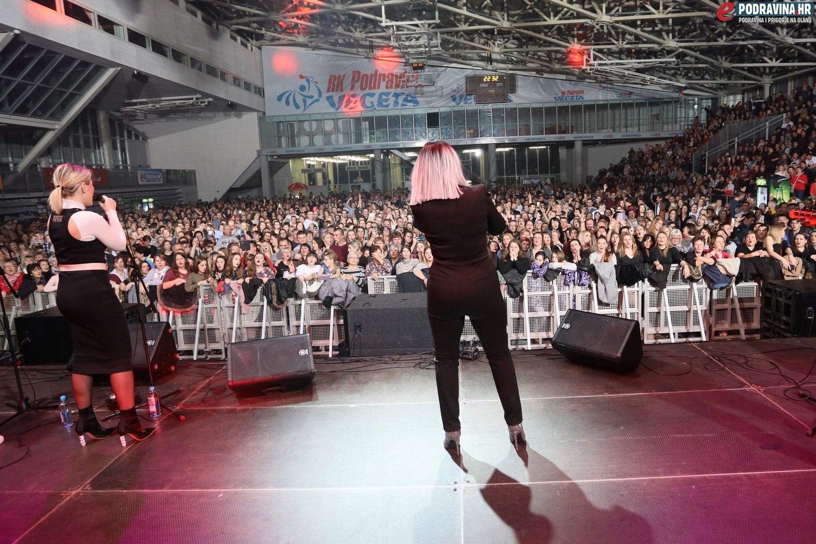 SPEKTAKL U KOPRIVNICI Neda Ukraden uz Vigor priredila nezaboravnu večer