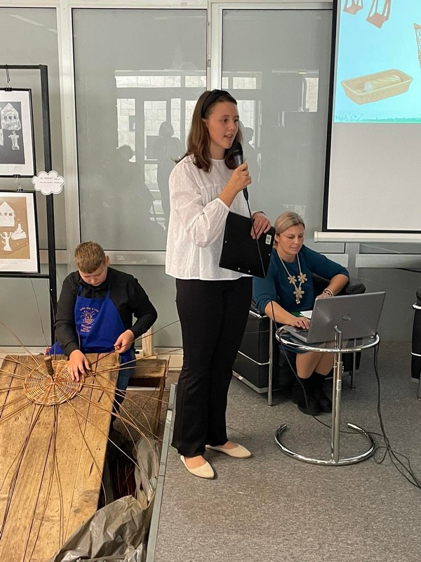 KOTORIBA ‘Moj zavičaj jučer, danas, sutra – Kotoriba’ među četiri najbolja projekta osnovnih škola iz cijele Republike Hrvatske KOTORIBA ‘Moj zavičaj jučer, danas, sutra – Kotoriba’ među četiri najbolja projekta osnovnih škola iz cijele Republike Hrvatske