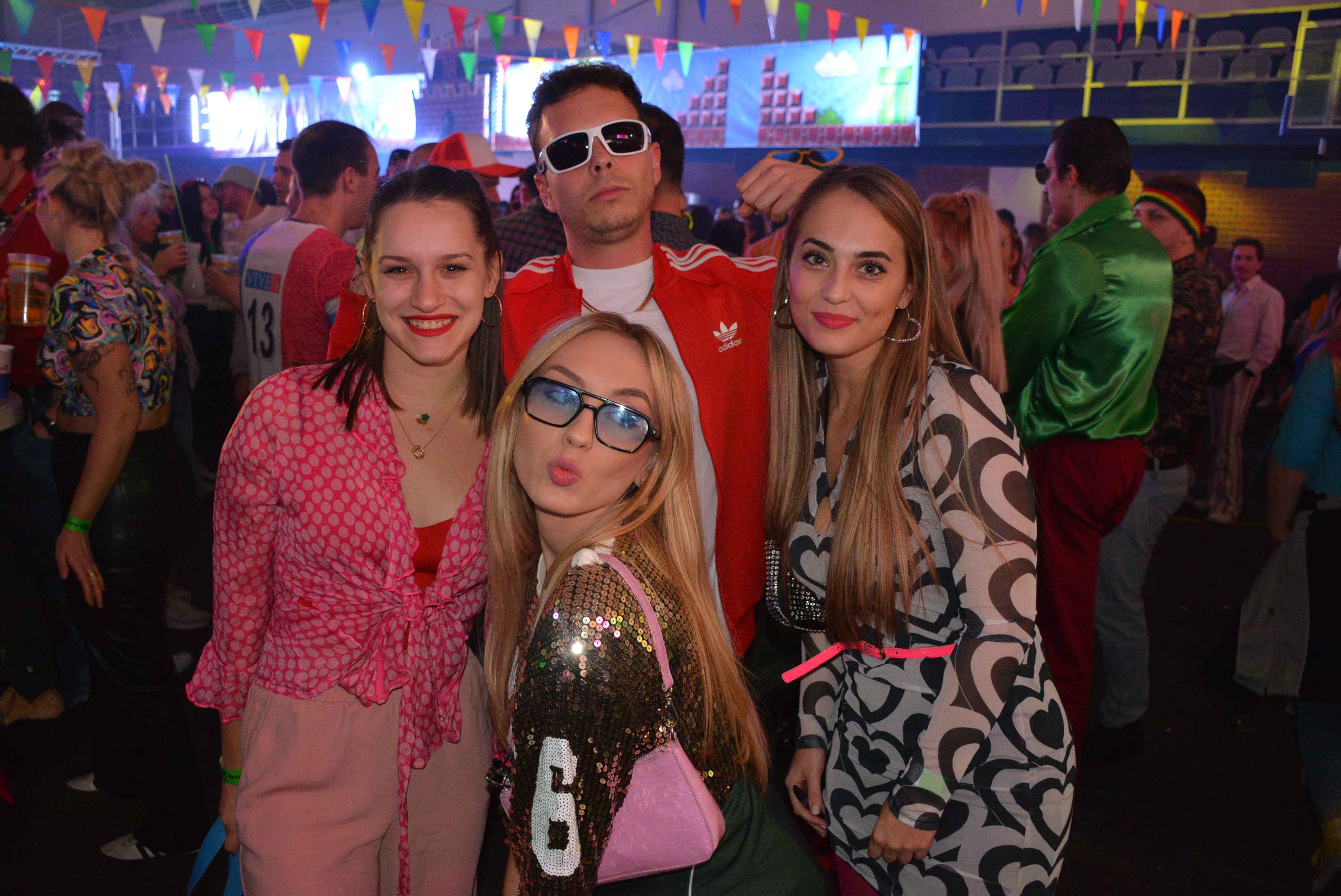 FOTO/VIDEO Čaroban završetak jubilarnog 10. ‘Blast from the past’ šarenila u Čakovcu