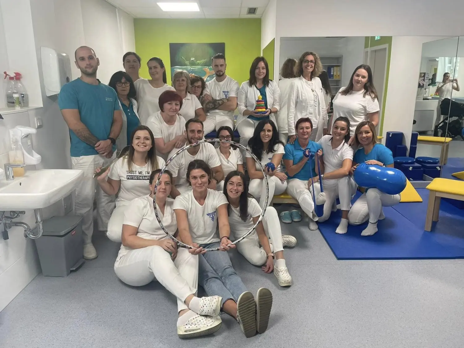 dan fizikalne terapije,fizioterapeuti (3) dan fizikalne terapije,fizioterapeuti (3)