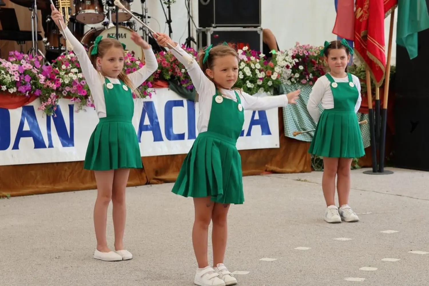 dan macinca 2024 (41) dan macinca 2024 (41)