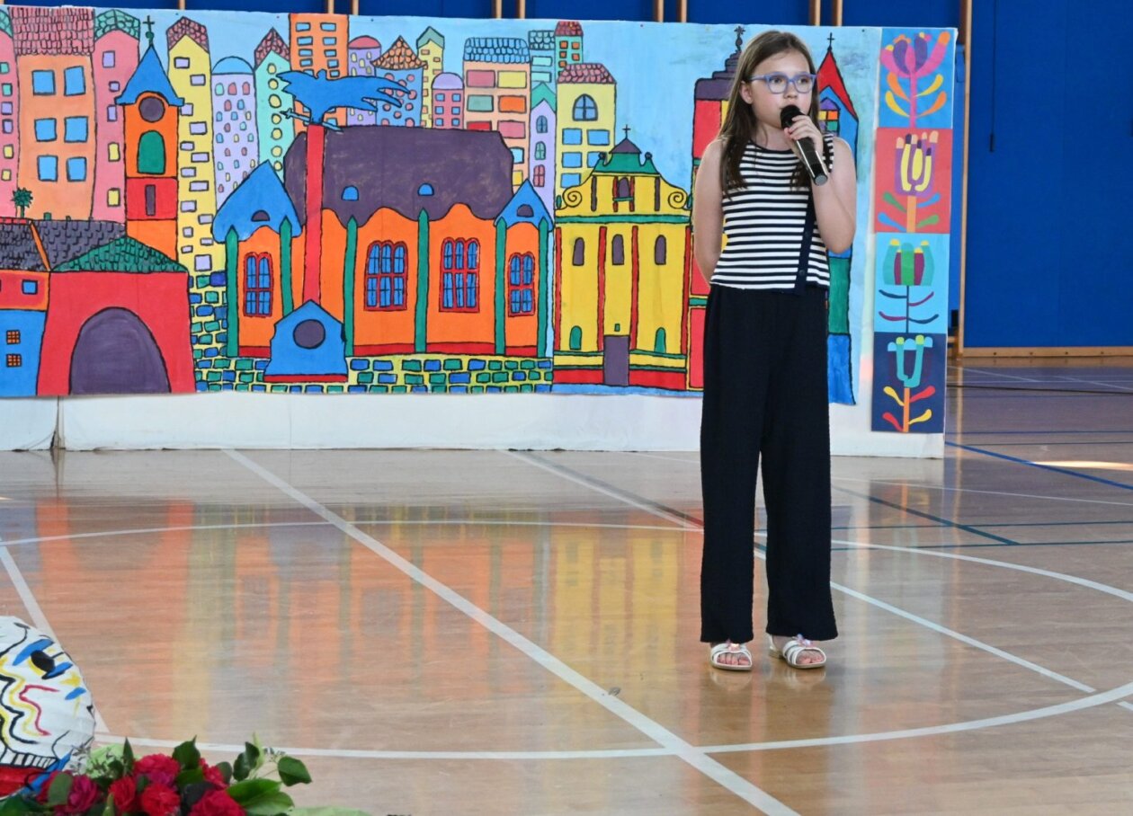 dan oš ivanovec (17) dan oš ivanovec (17)