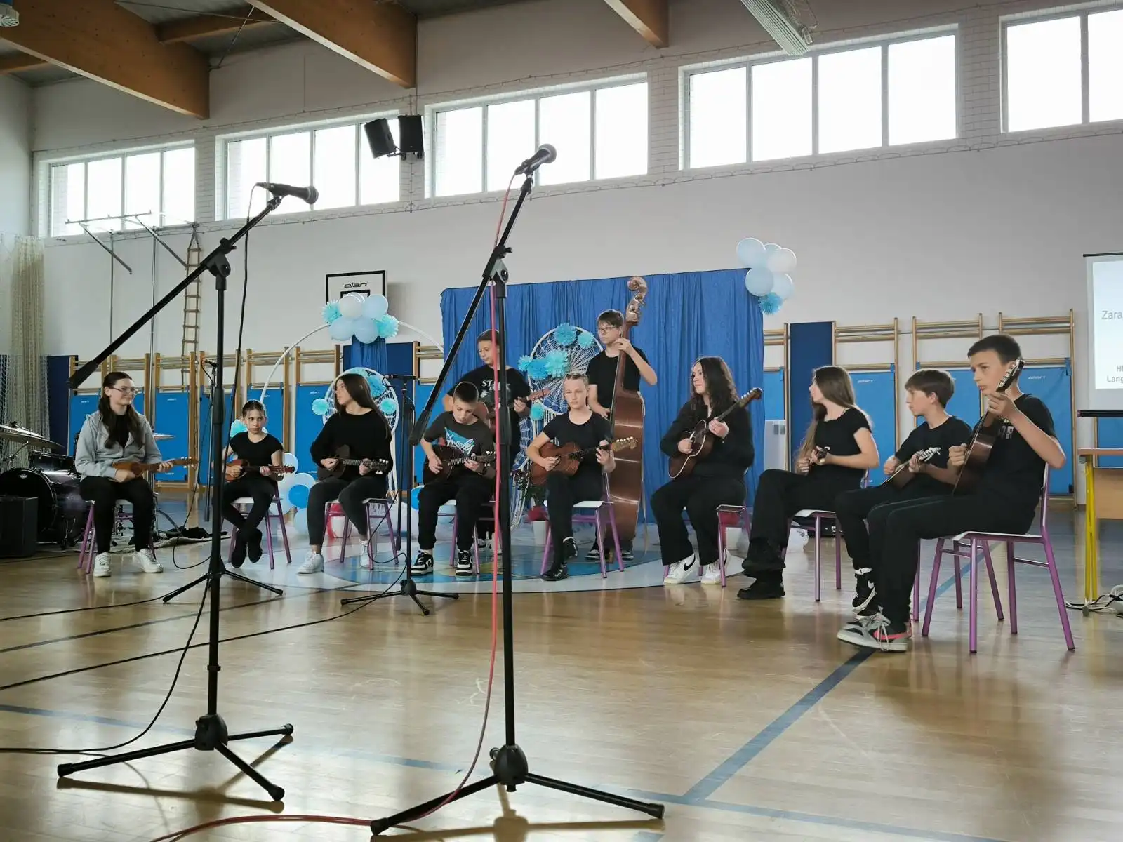 dan oš strahoninec (1)