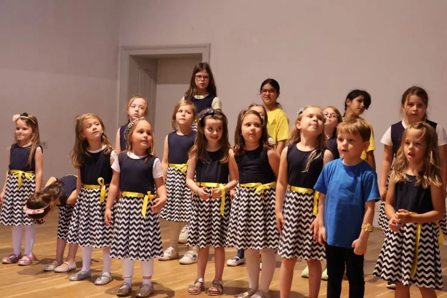 dan udomitelja 2024 (1) dan udomitelja 2024 (1)