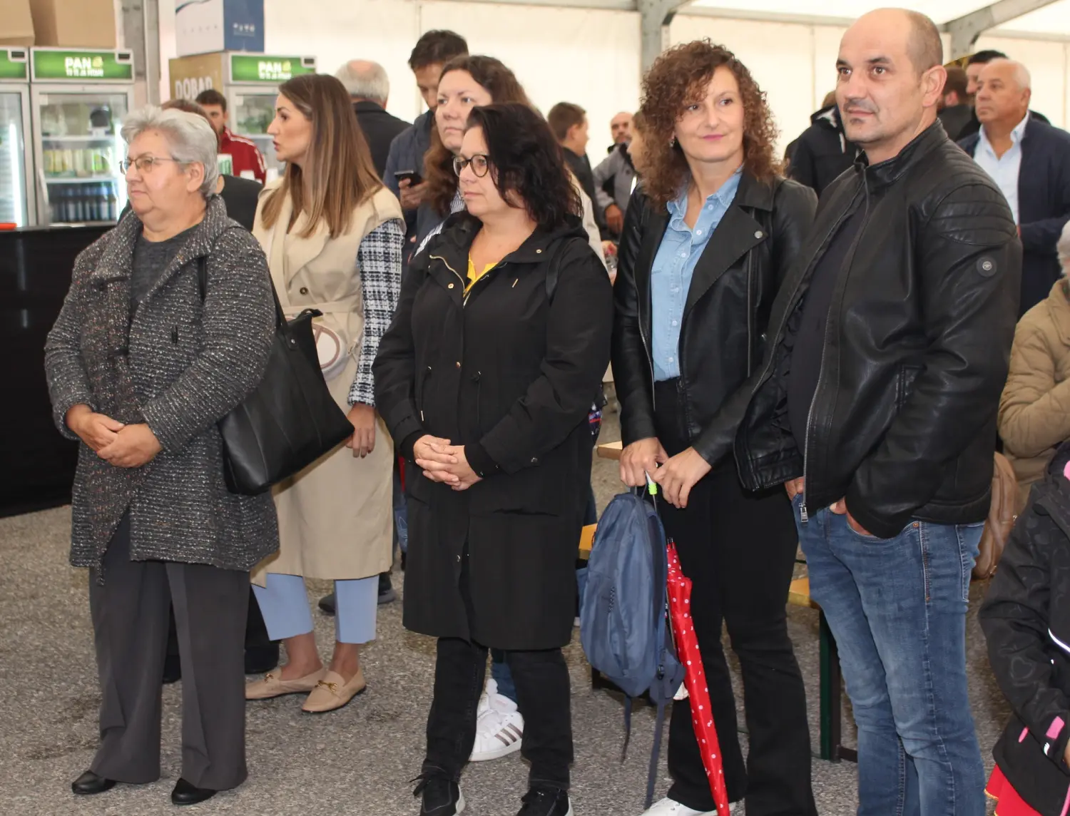 dani kotoribe, mažoretkinje (8) dani kotoribe, mažoretkinje (8)