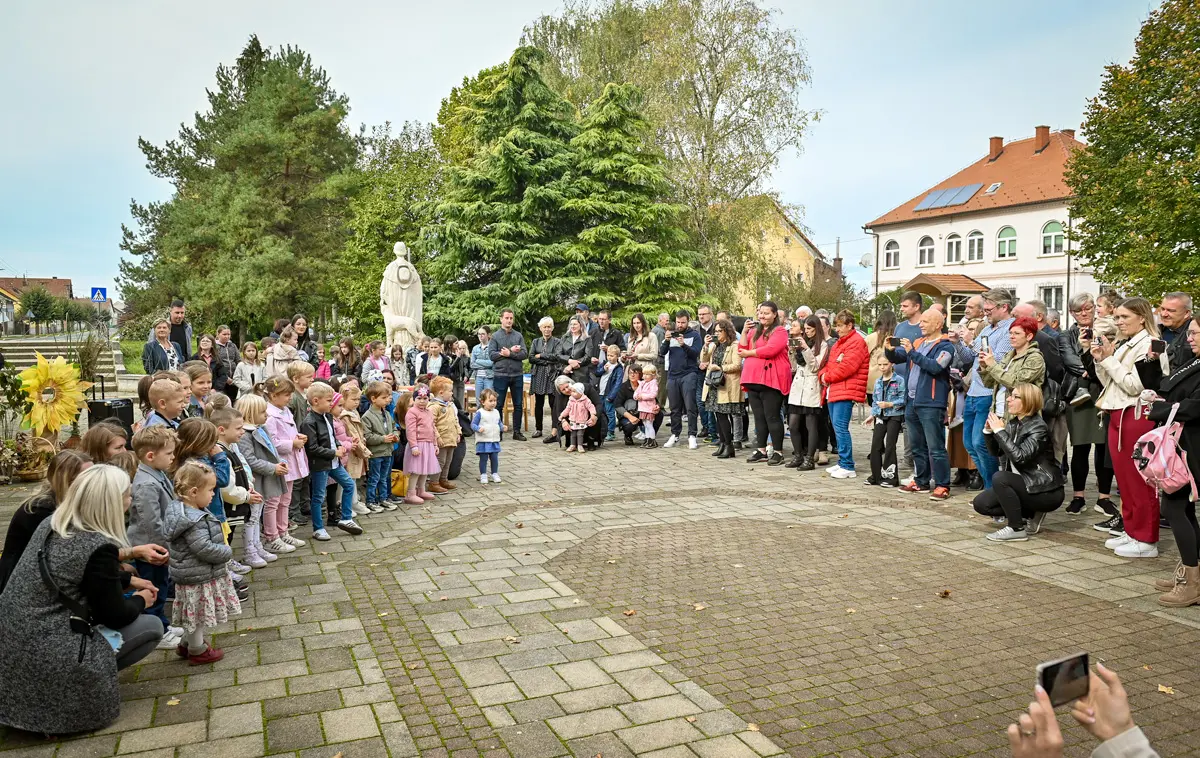 dani kruha i zahvale draškovec (21) dani kruha i zahvale draškovec (21)